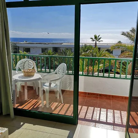 Beach Avenue Sea Views Daire